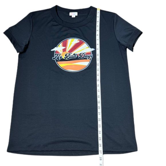 NWT M T-shirt No Bad Days black graphic, Liv, LuLaRoe - Picture 5 of 7